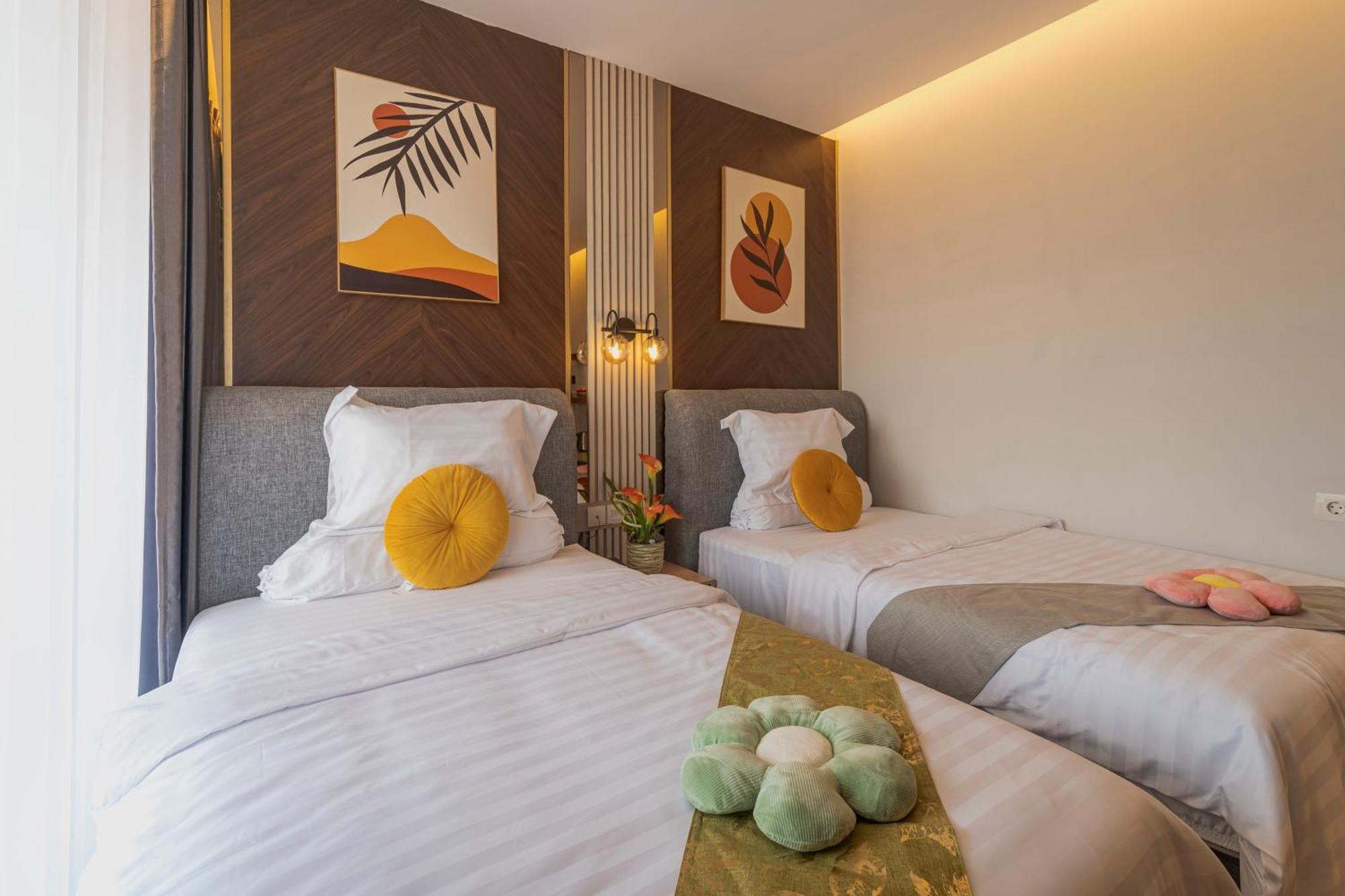Stay.Vie Hotel Сурабая Экстерьер фото